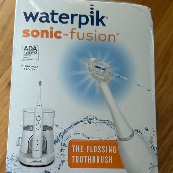 Water Pik Sonic Fusion Flossing Electric Toothbrush white - Picture 2 of 4